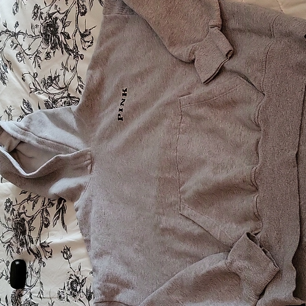 XS PINK. Gray hoodie